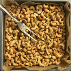 Cashews (100g)